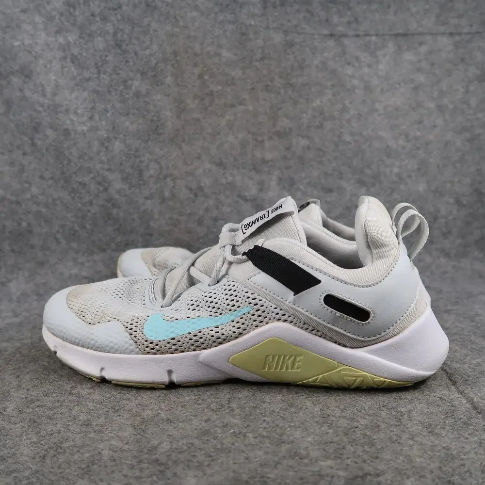 Nike Shoes Womens 9 Training Athletic Sneakers Workout Gym Fitness Active Grey